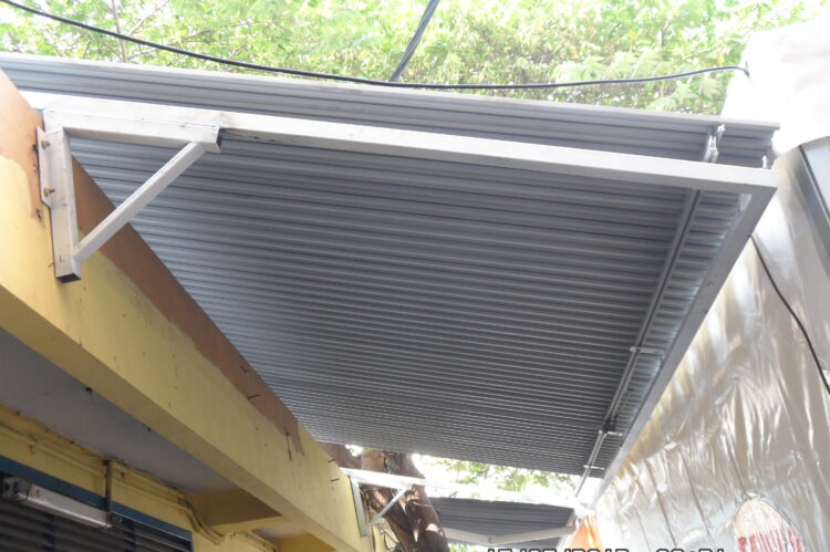 Shutter Roof