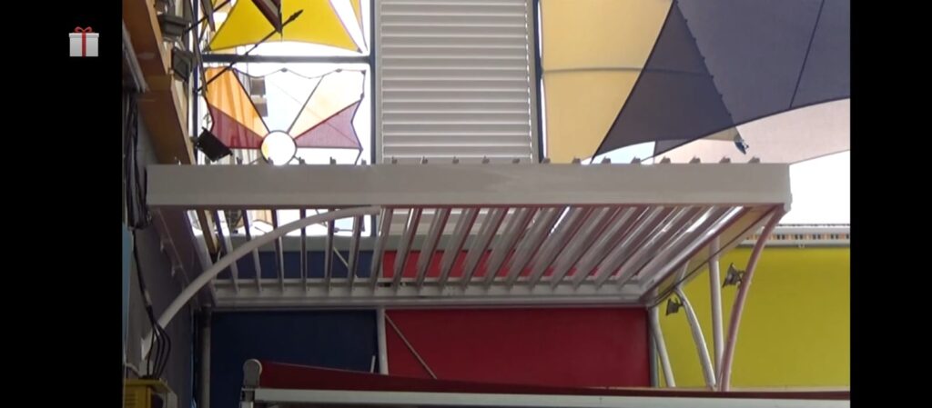 Shutter Roof