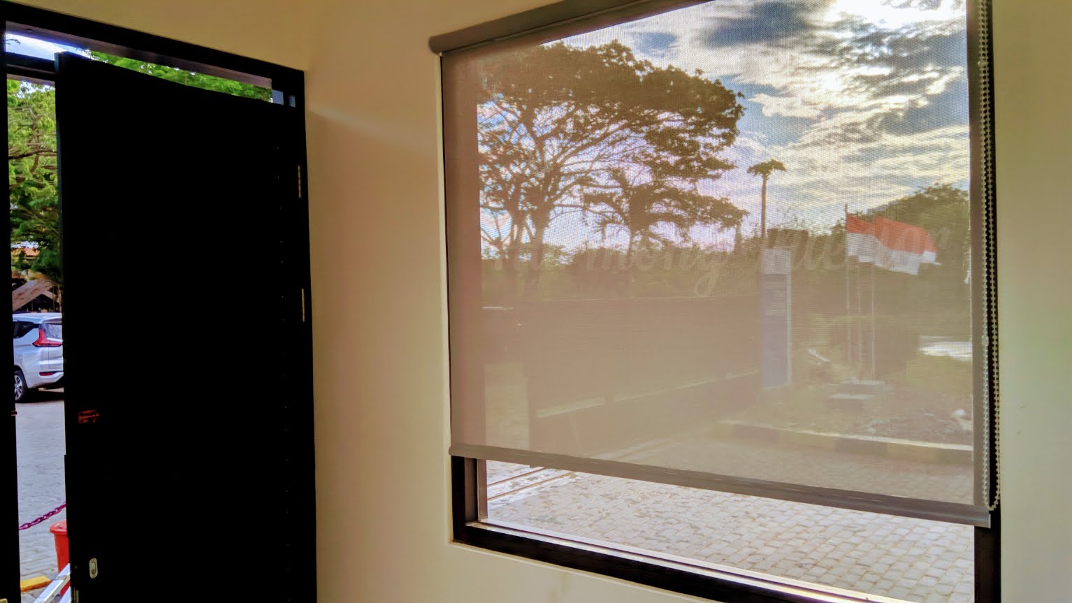 Solar Screen Roller Blinds